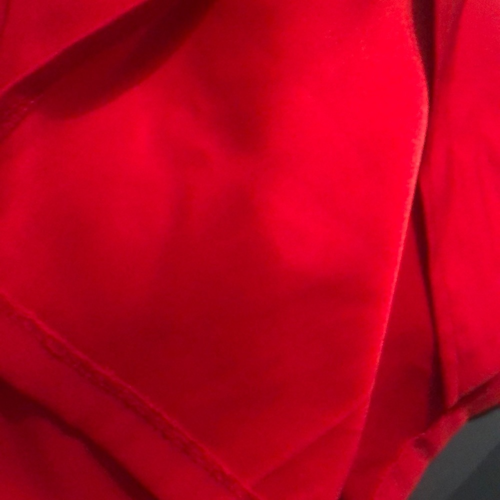 Beautiful Red Dress - Picture 6 of 6